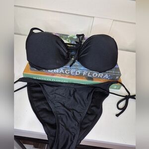 Black Bikini Top And Bottom